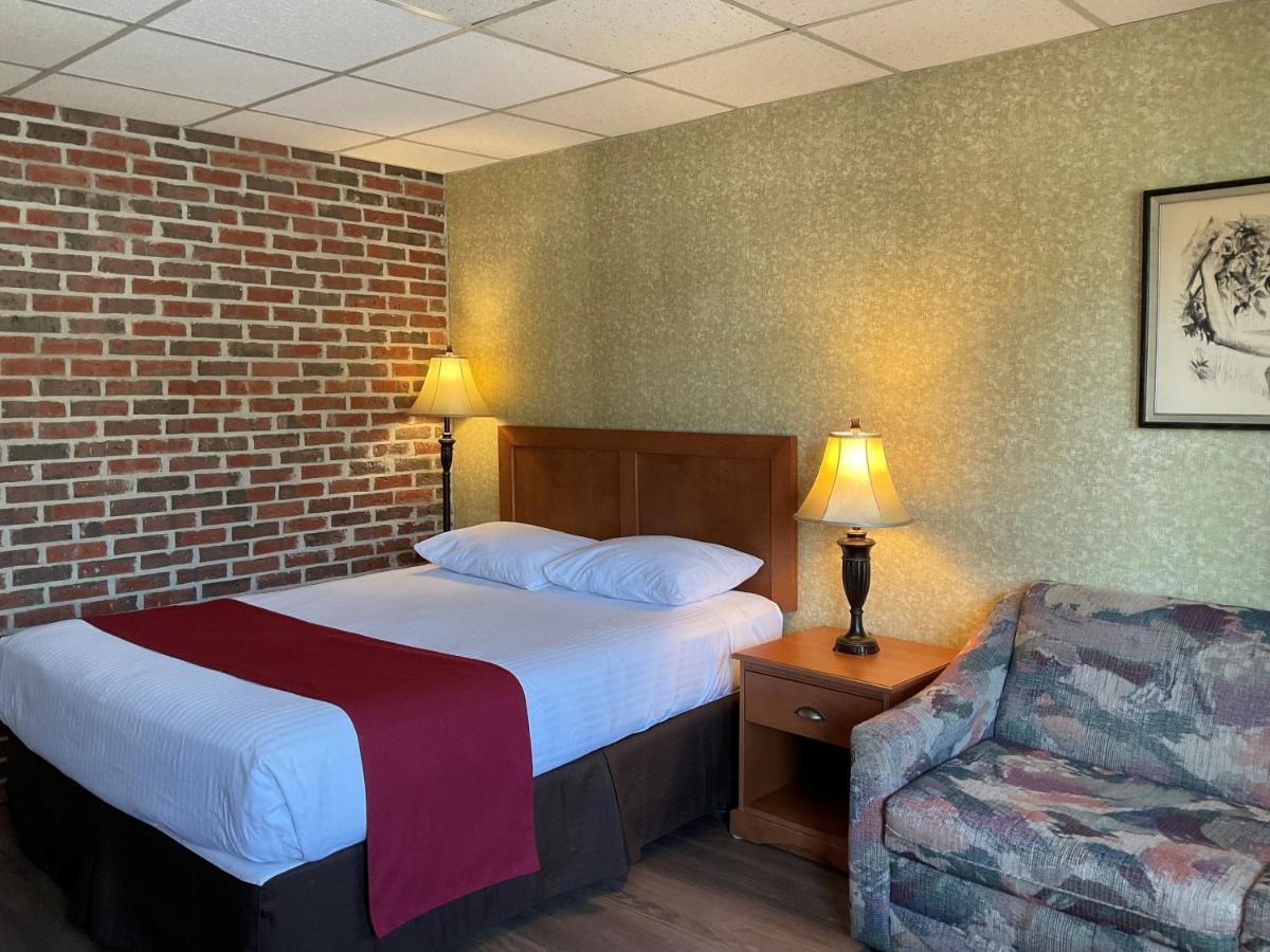 Motel & Hotel La Paysanne Sherbrooke Kültér fotó
