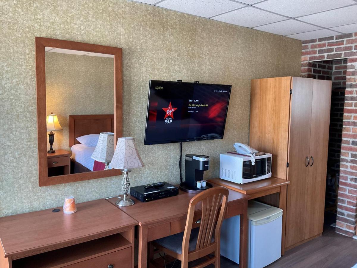Motel & Hotel La Paysanne Sherbrooke Kültér fotó
