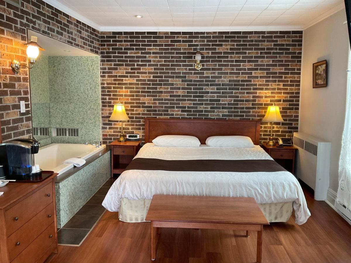 Motel & Hotel La Paysanne Sherbrooke Kültér fotó