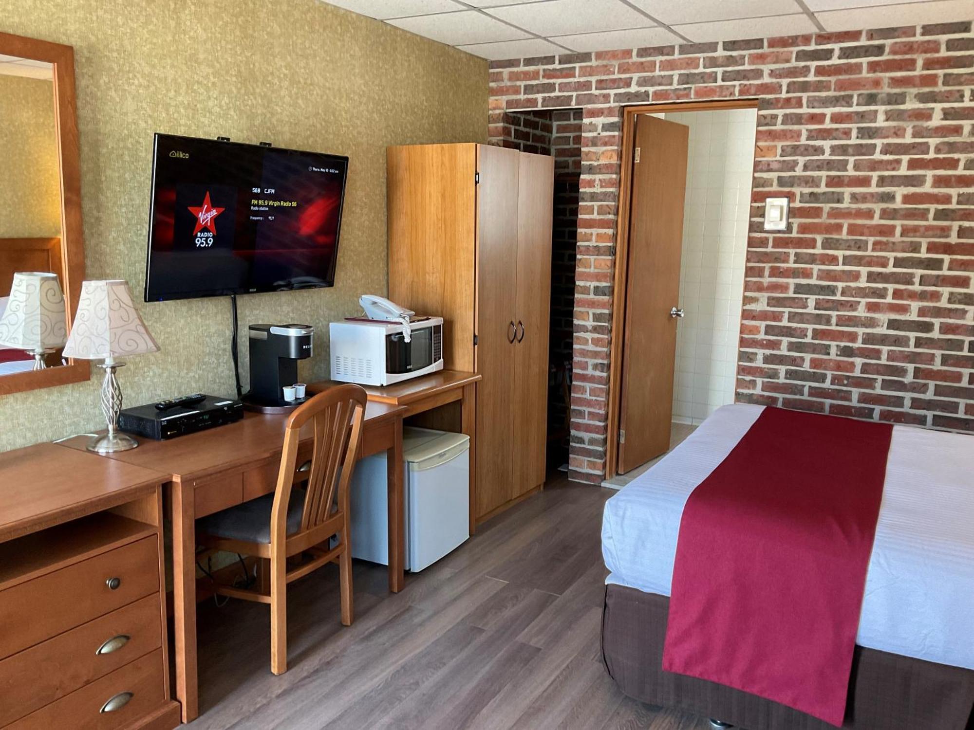 Motel & Hotel La Paysanne Sherbrooke Kültér fotó