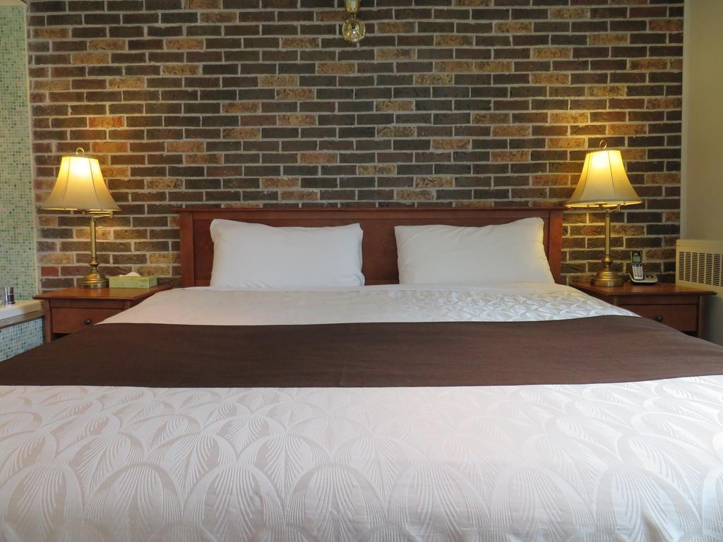 Motel & Hotel La Paysanne Sherbrooke Kültér fotó