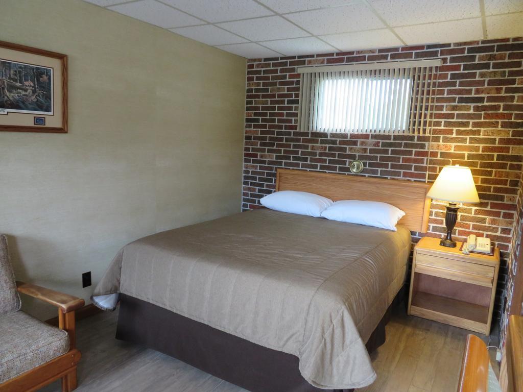 Motel & Hotel La Paysanne Sherbrooke Kültér fotó