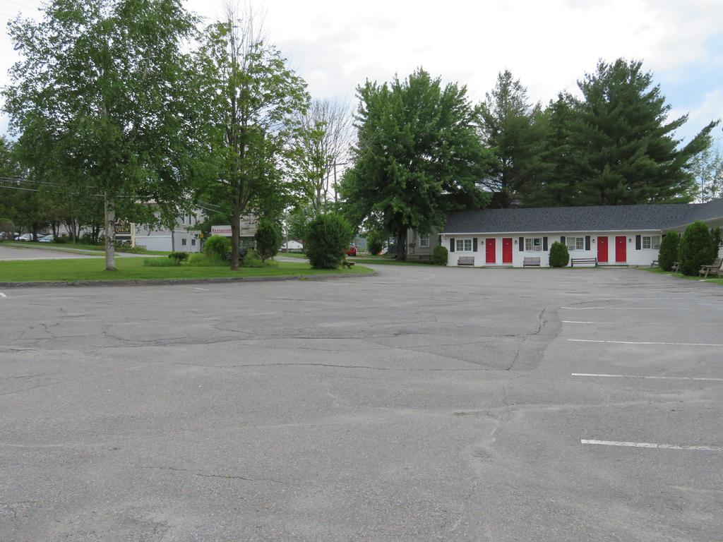 Motel & Hotel La Paysanne Sherbrooke Kültér fotó