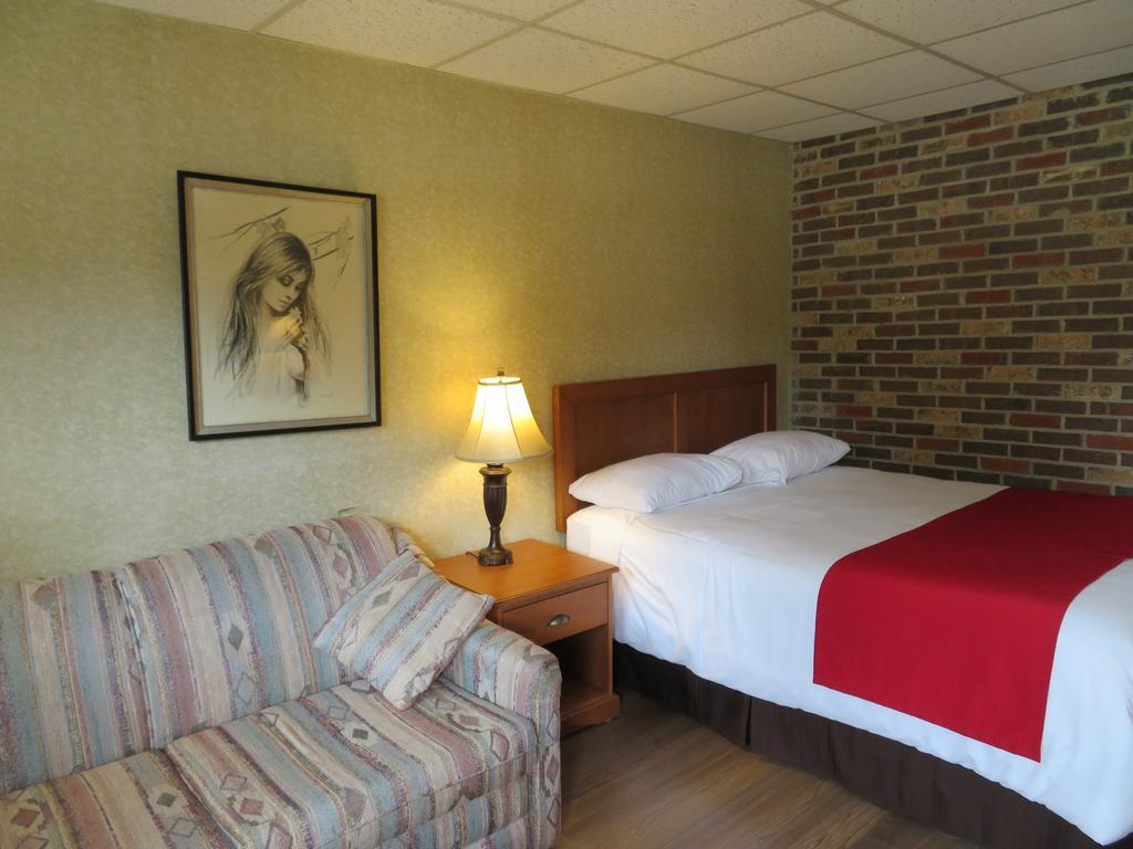Motel & Hotel La Paysanne Sherbrooke Kültér fotó