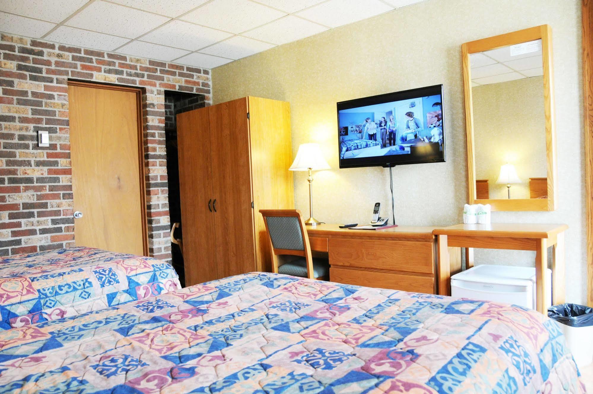 Motel & Hotel La Paysanne Sherbrooke Kültér fotó