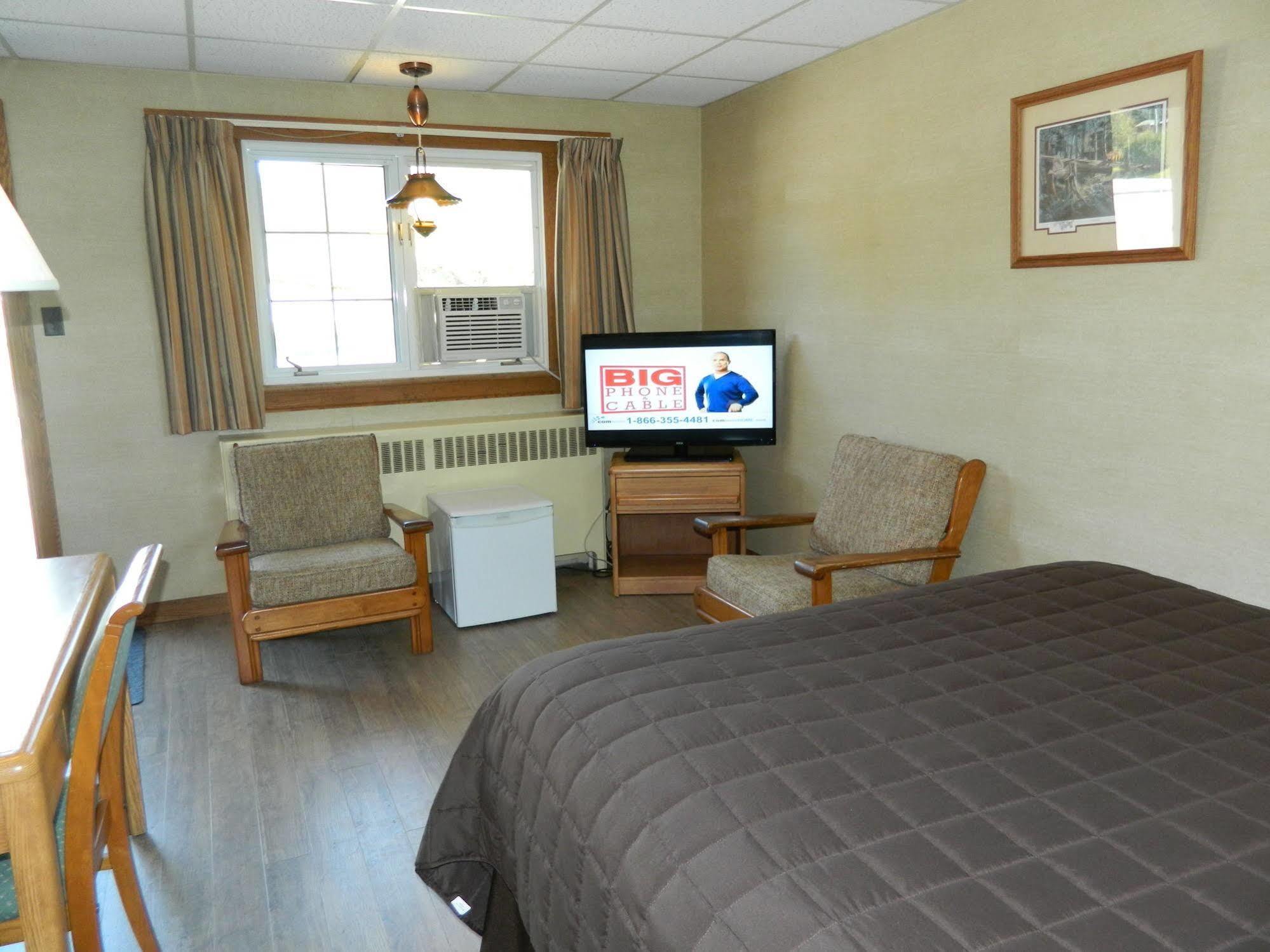 Motel & Hotel La Paysanne Sherbrooke Kültér fotó