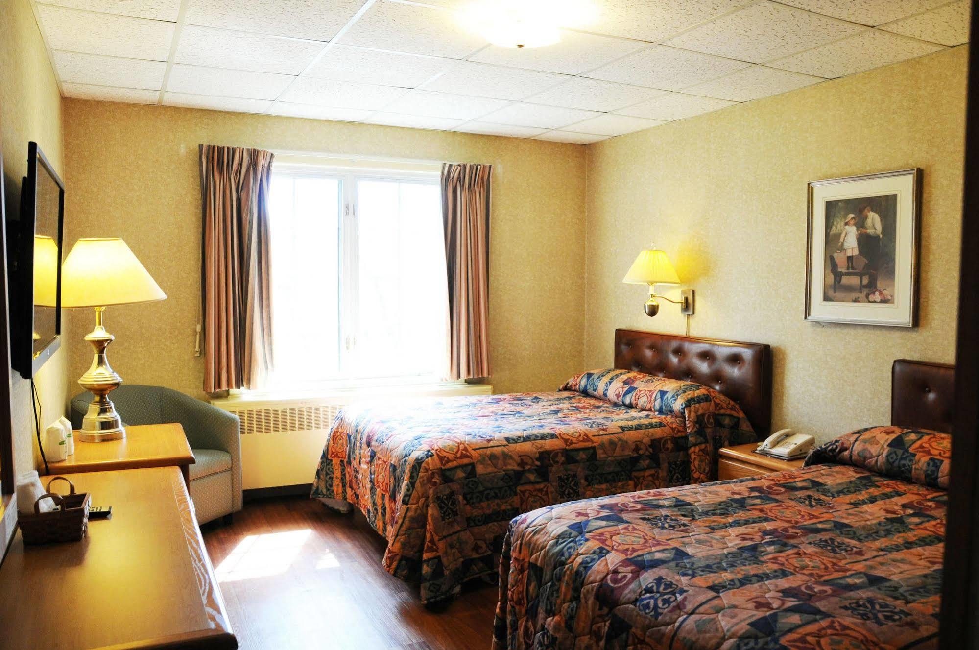 Motel & Hotel La Paysanne Sherbrooke Kültér fotó